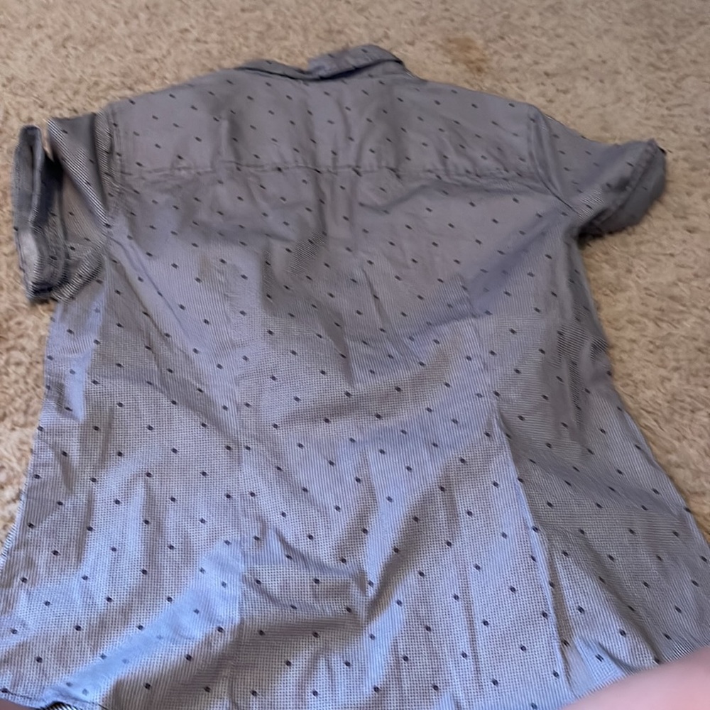 button up - Picture 2 of 2